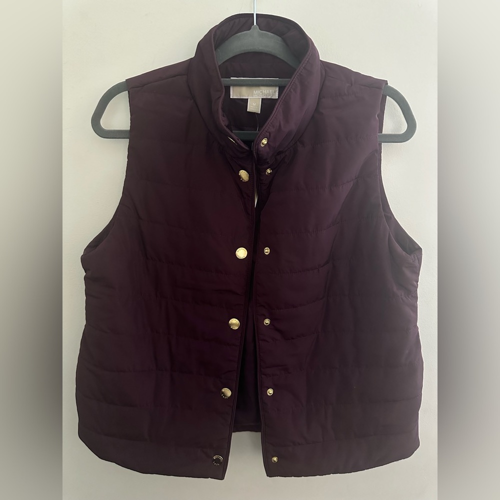 MICHAEL KORS PURPLE BUBBLE VEST W/ BUTTONS